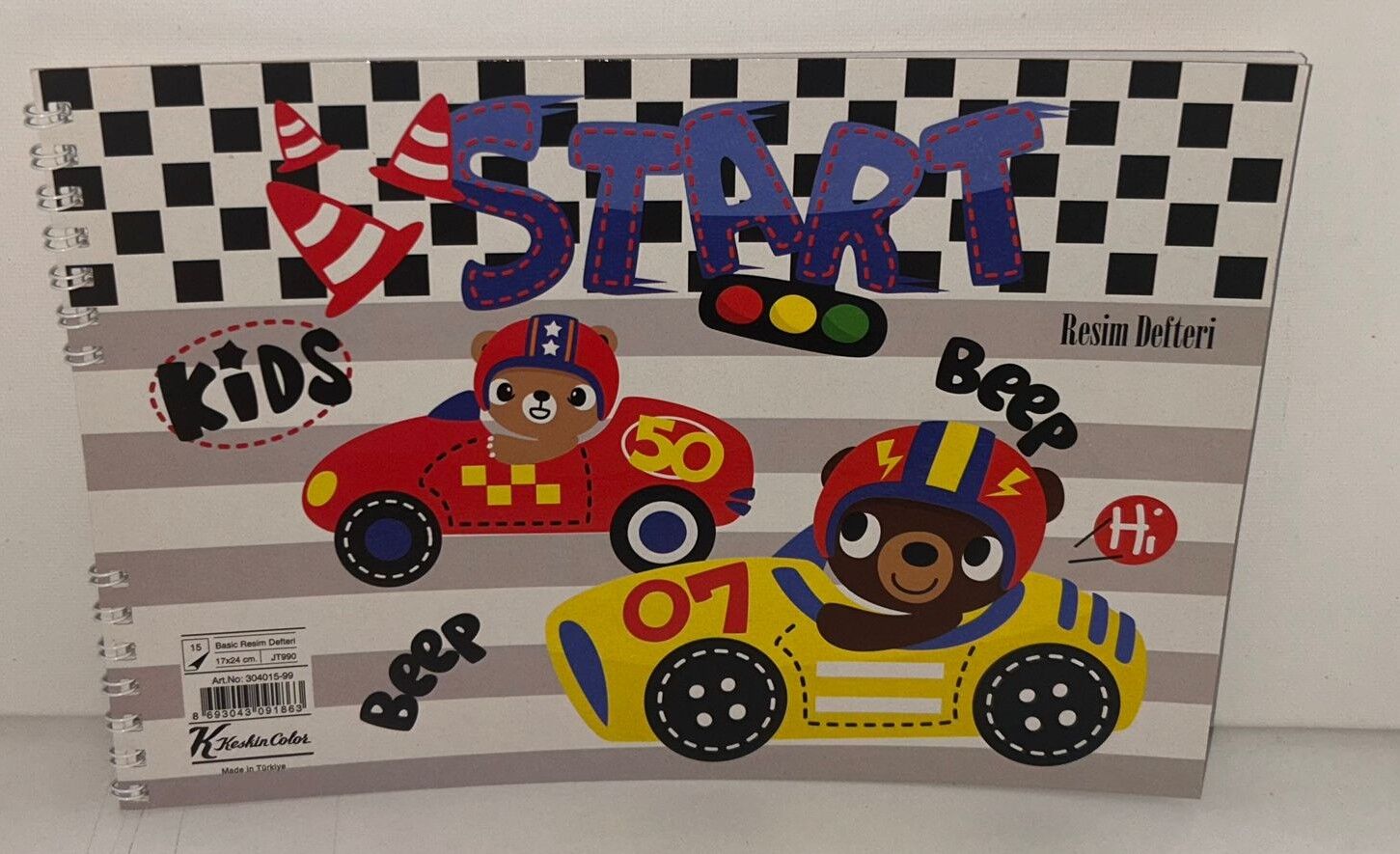 KESKİN COLOR 17 24  15 SAYFA KAREKTERLİ RESİM DEFTERLERİ 3 LÜ